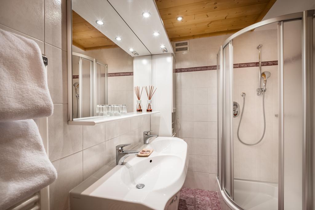 Residence Ciasa Planat ซานกัสซิอาโน ภายนอก รูปภาพ